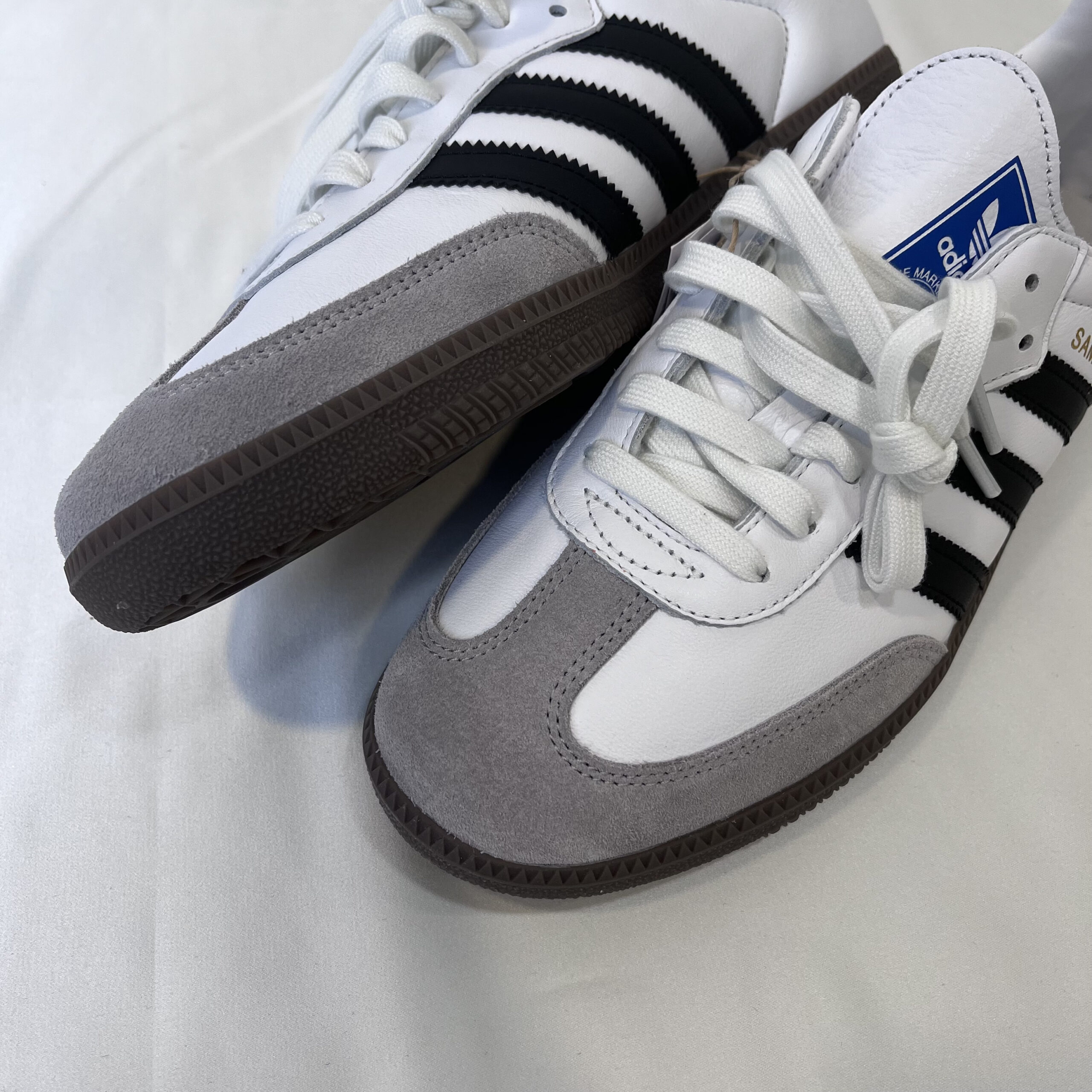 【開箱】adidas Samba OG｜今年爆紅的德訓鞋，磨腳、版型、穿搭一次聊透