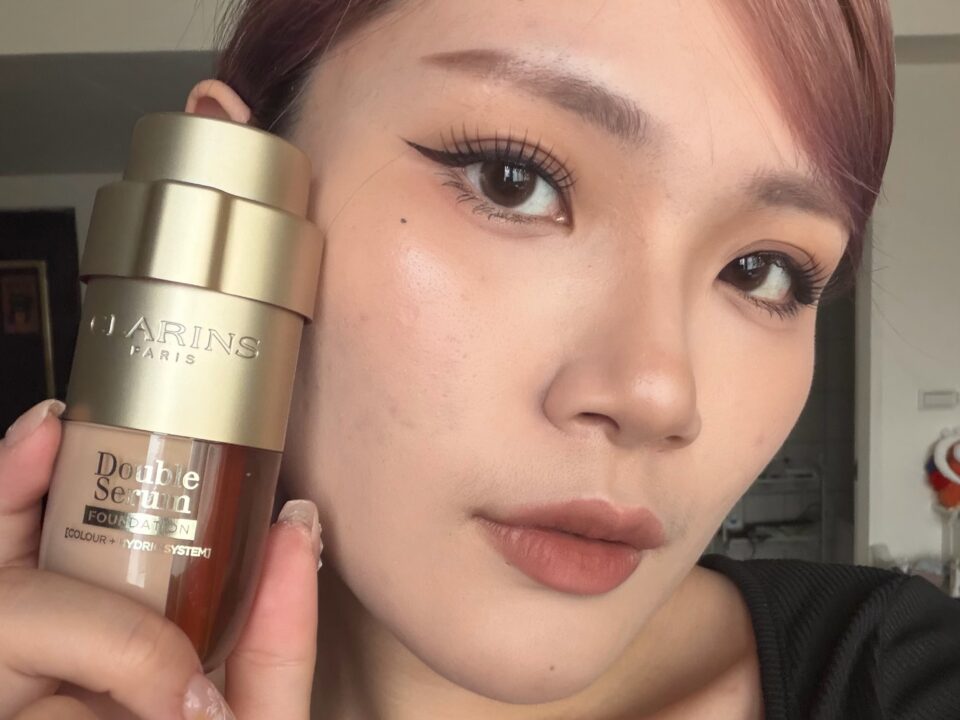 黃金雙萃精華粉底液8時實測真的有嚇到我！克蘭詩把黃金雙萃精華直接做成粉底？！